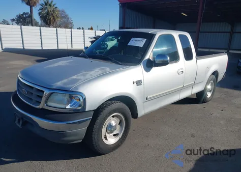 2000 Ford F-150 Lariat/Work Series/Xl/Xlt from USA, damaged, VIN 1FTRX17W3YNB23793